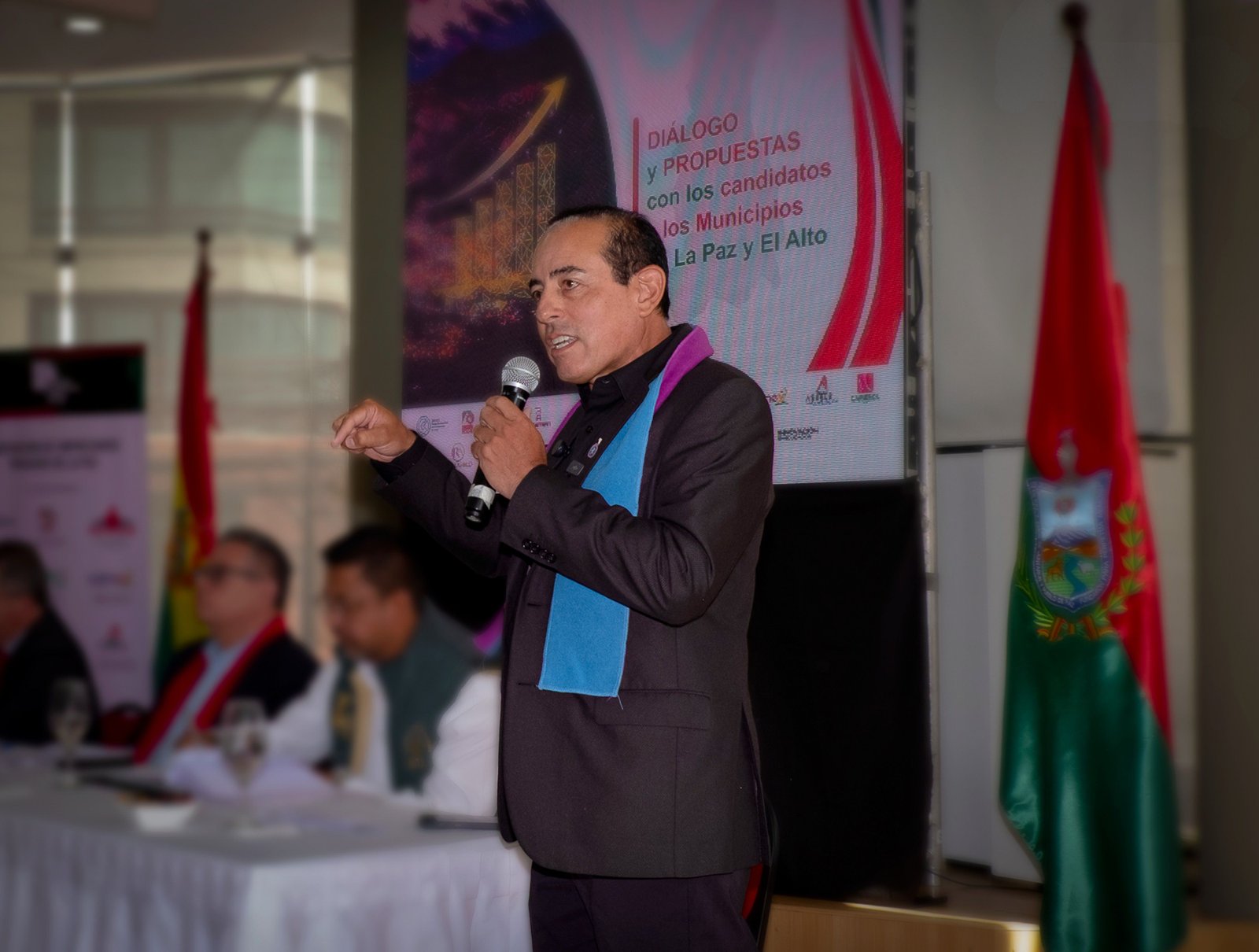 CANDIDATO DOCKWEILER PROPONE UN PACTO PÚBLICO - PRIVADO PARA QUE LA PAZ SEA LA CIUDAD MÁS COMPETITIVA Y PRODUCTIVA DEL PAÍS