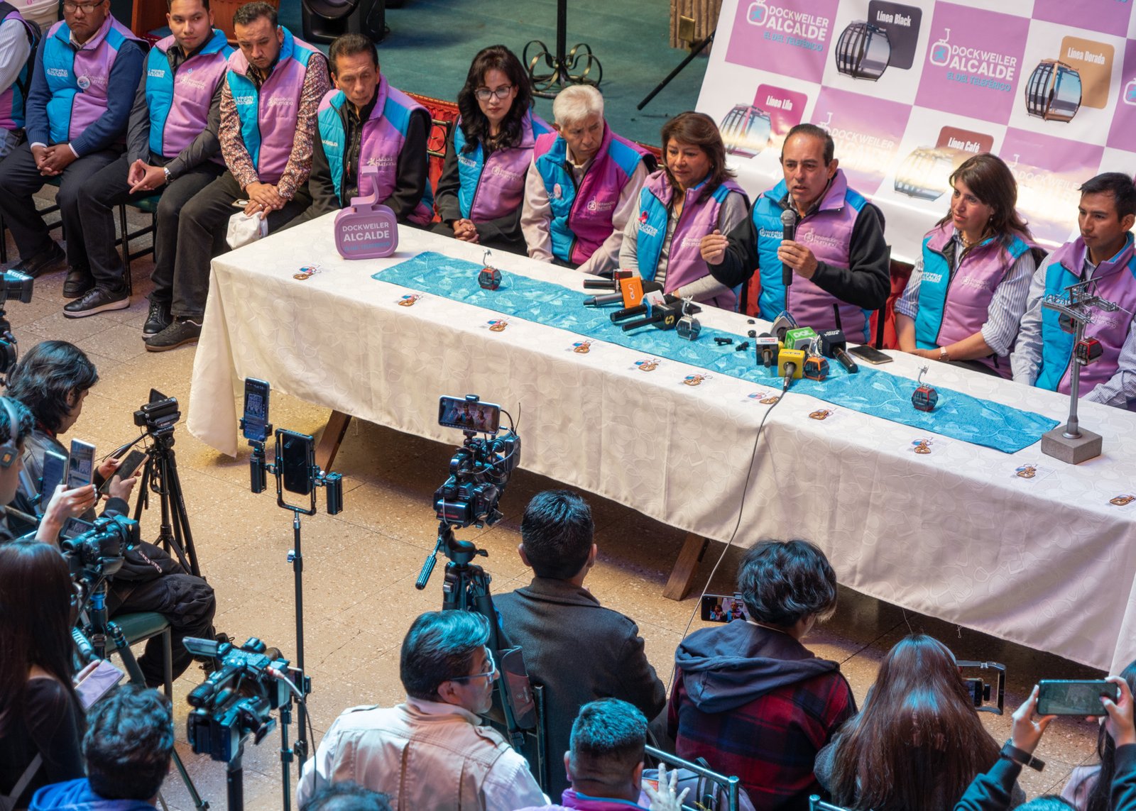 DOCKWEILER ANUNCIA QUE SE TIENE FINANCIAMIENTO DE $U$ 350 MILLONES PARA CUATRO LÍNEAS NUEVAS DEL TELEFÉRICO