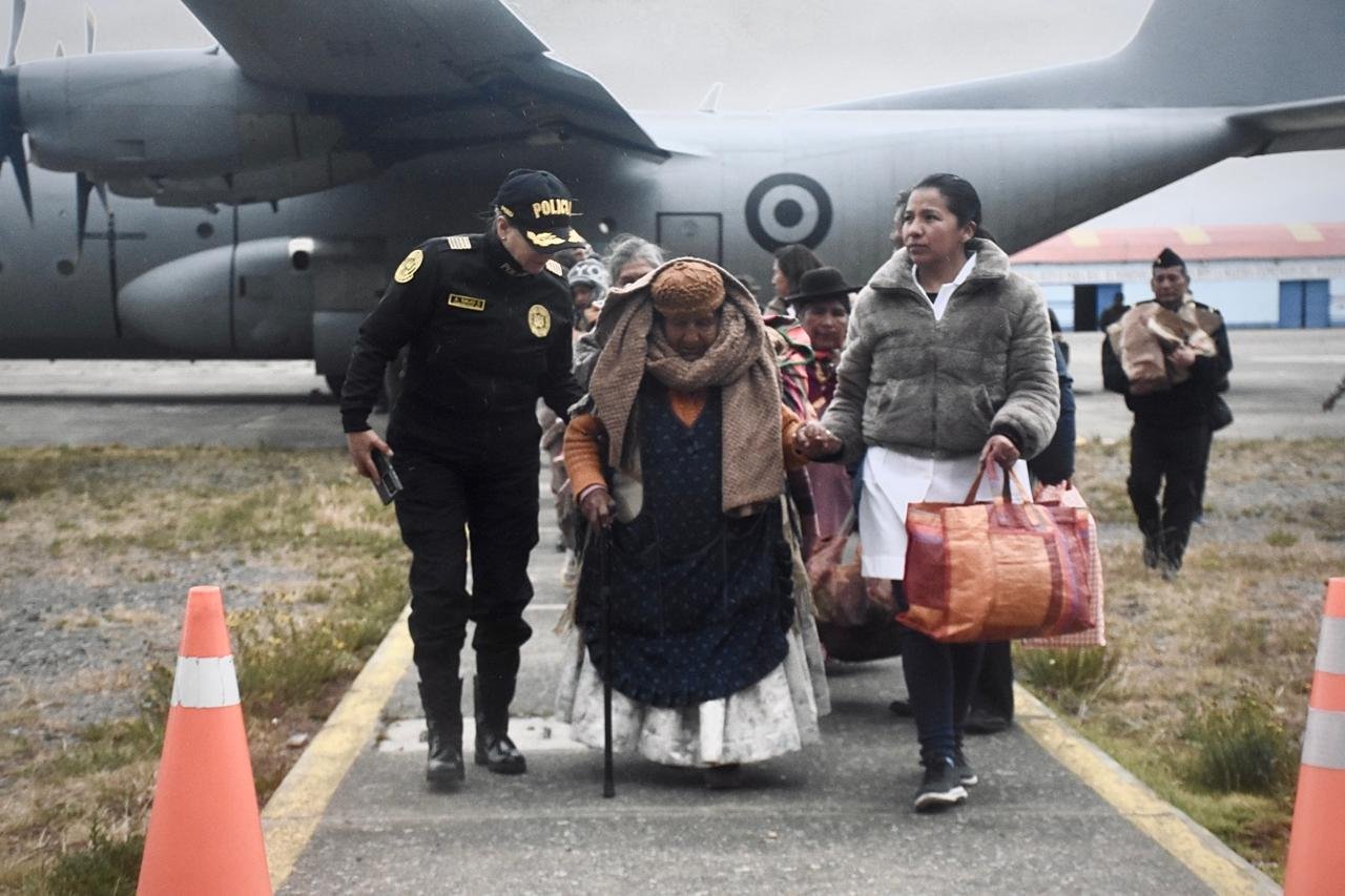 Vuelo humanitario permitirá el retorno de más de 50 artesanos de FENAENA varados en la frontera entre Bolivia y Perú