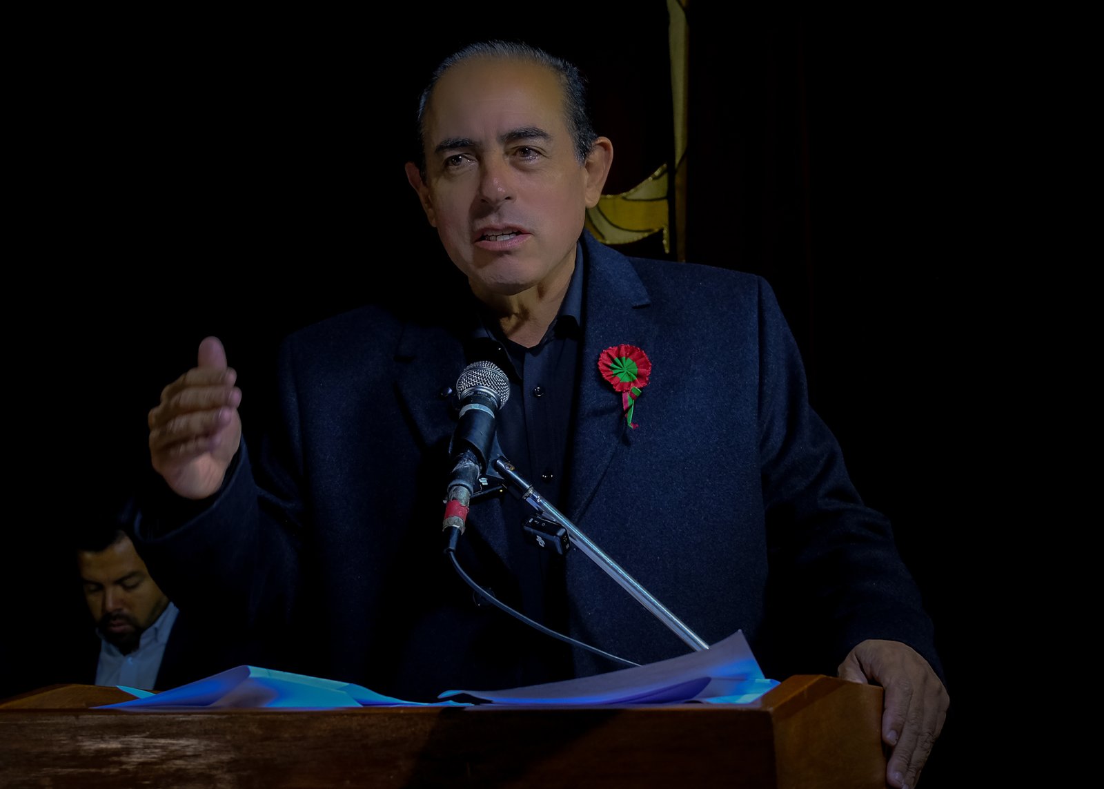 “LA FALTA DE UNIDAD ES PEOR QUE EL BLOQUEO”: ALCALDE CONVOCA A LA ASAMBLEA DE LA PACEÑIDAD Y PLANTEA CORREDOR HUMANITARIO