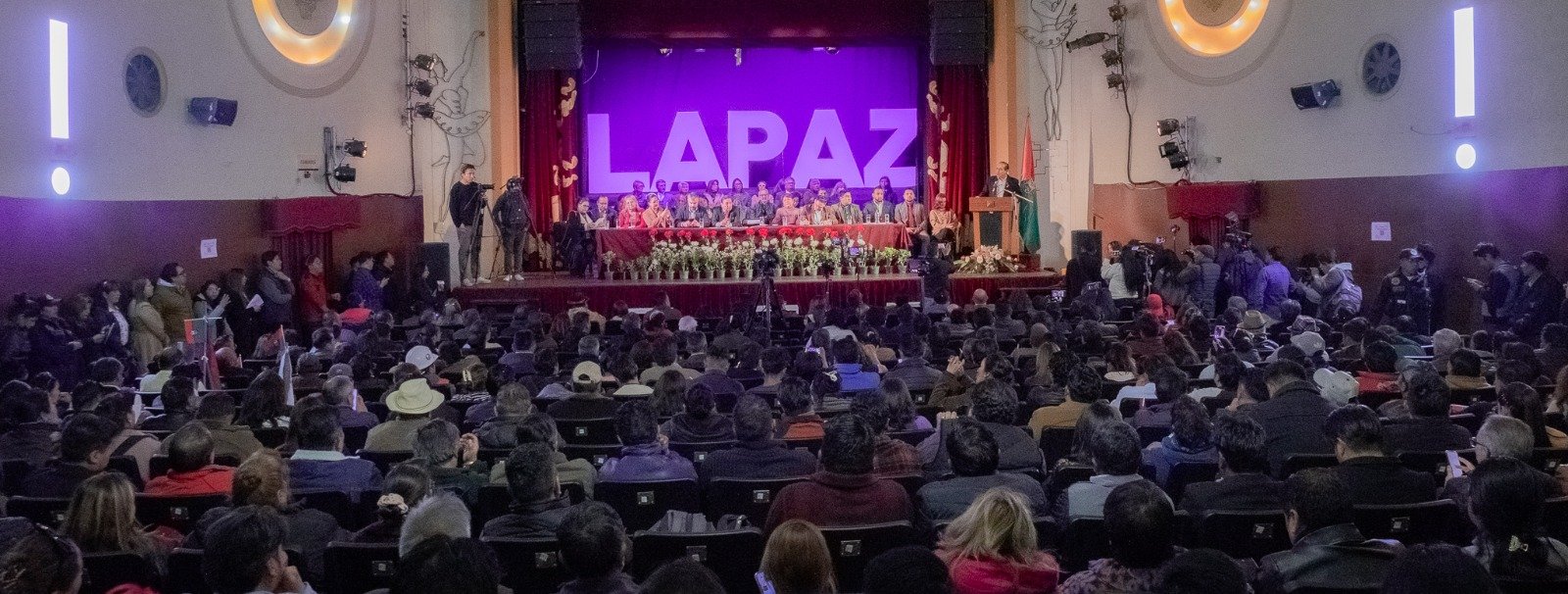 Asamblea de la Paceñidad define agenda urgente por alimentos, oxígeno, combustible y diálogo